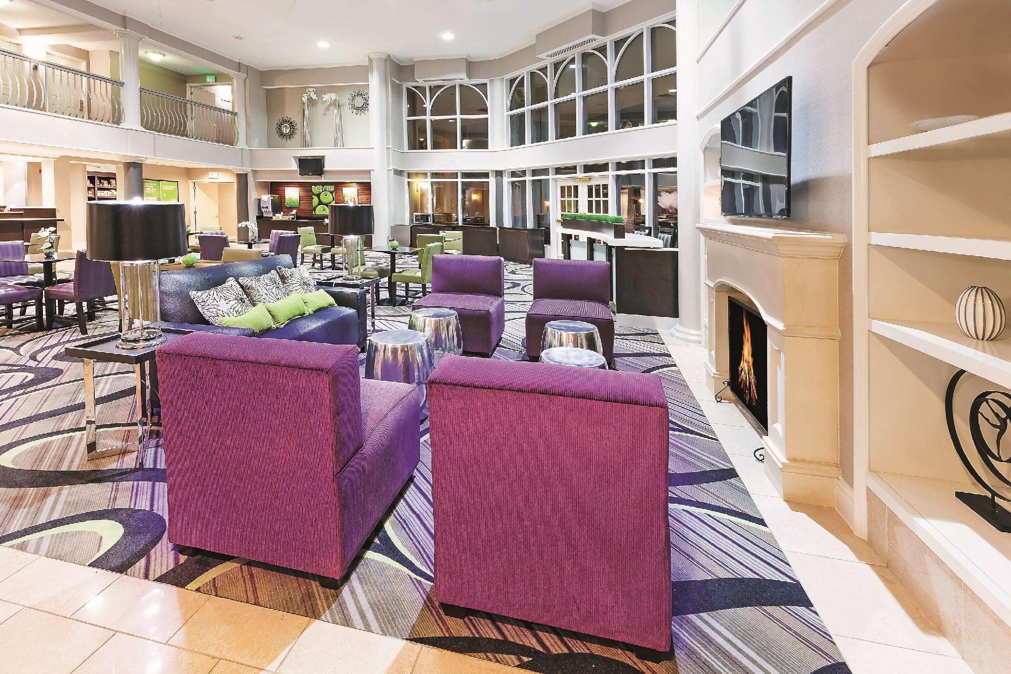 La Quinta By Wyndham Dallas - Addison Galleria מראה חיצוני תמונה