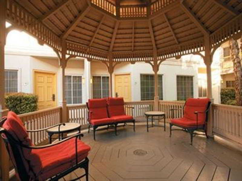 La Quinta By Wyndham Dallas - Addison Galleria מראה חיצוני תמונה